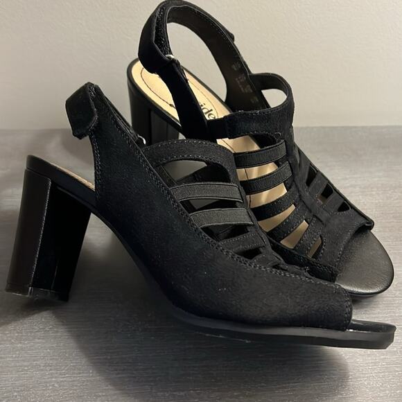 NIB Life Stride Soft Comfort Black Arlene Strappy Dressy Feminine 6 M Heels NEW - Picture 11 of 16